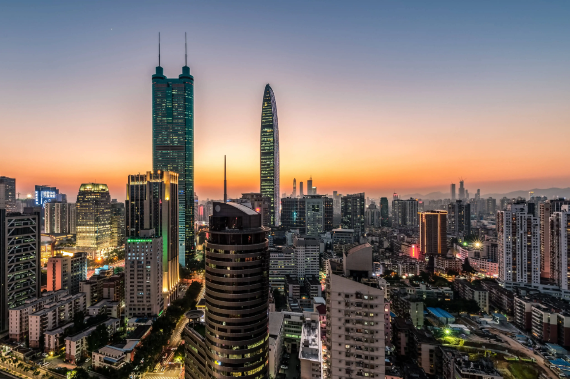 春日迟迟再出发之深圳篇！新上线点评返券福利！海报集赞活动！更多福利赶紧戳文..