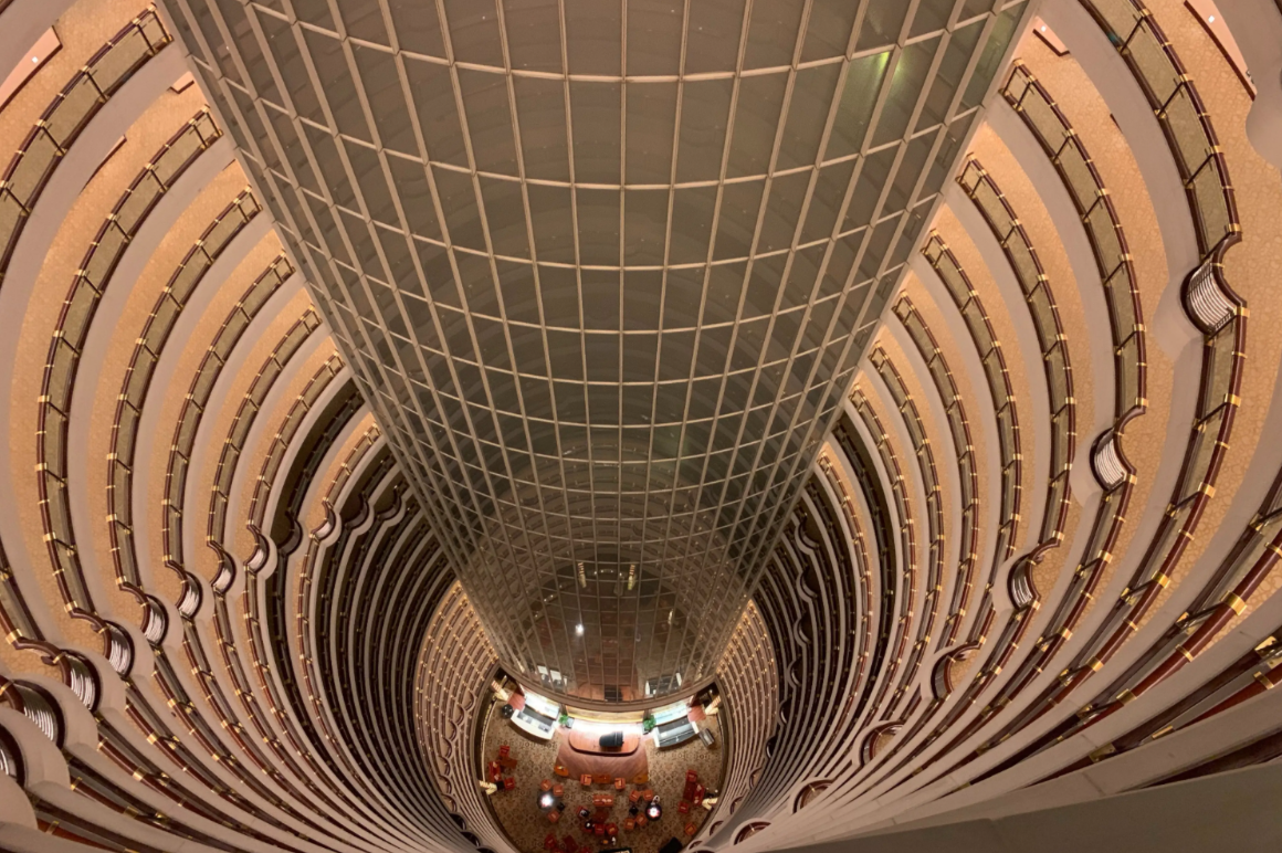 [ 理想型周末 ] 遇见斐燃，遇见18&deg;的上海金茂君悦绿洲健身中心！